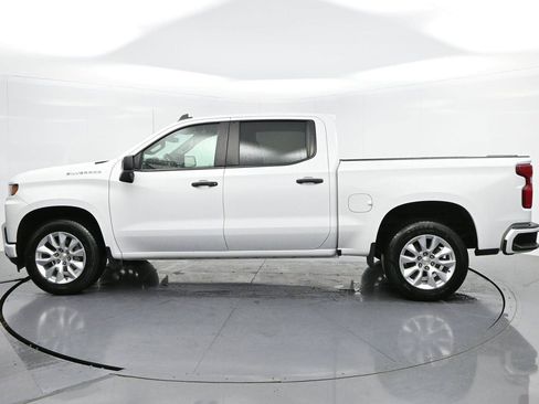 Used 2022 Chevrolet Silverado 1500 Custom w/ Safety Confidence Package RWD image 4