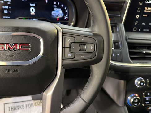 Used 2024 GMC Yukon SLE w/ Gmc Pro Safety Plus Package RWD image 13