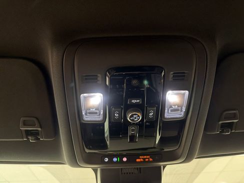 New 2026 GMC Yukon XL Elevation w/ LPO, Floor Liner Package RWD image 18