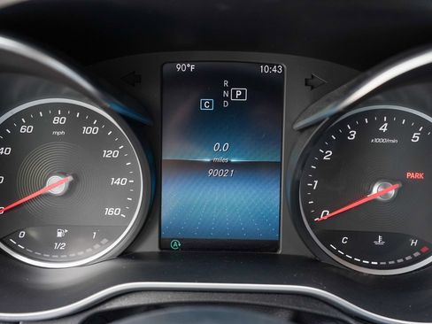 Used 2019 Mercedes-Benz C 300 Coupe image 34
