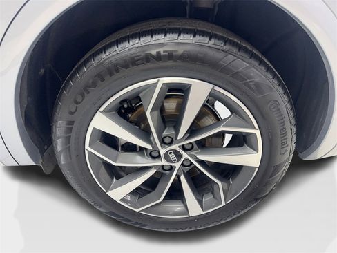 Used 2022 Audi Q5 2.0T Premium w/ Convenience Package image 88