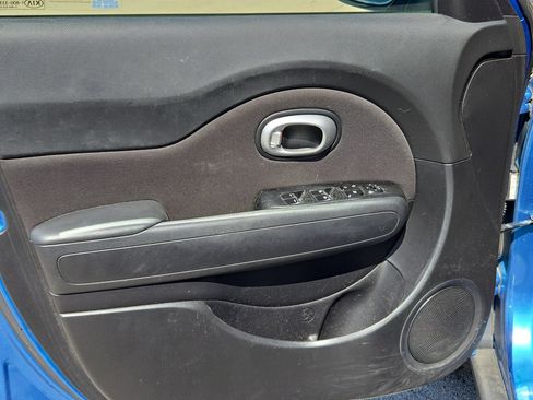 Used 2018 Kia Soul + FWD image 10