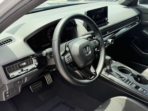 Used 2024 Honda Civic Sport image 13
