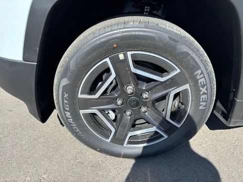 New 2026 Jeep Cherokee Laredo AWD/4WD image 8