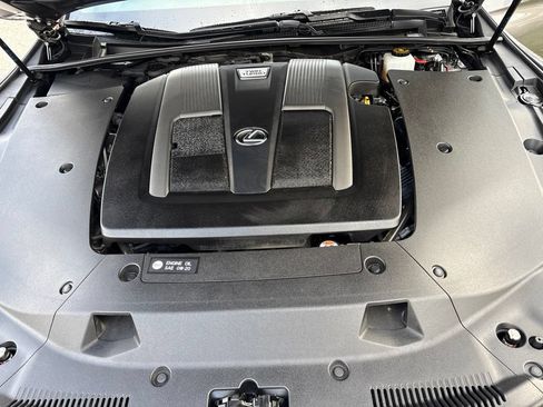 Used 2023 Lexus LS 500 w/ Luxury Package RWD image 10