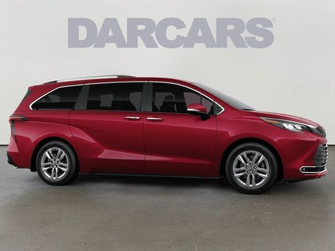 New 2026 Toyota Sienna Limited AWD/4WD image 16