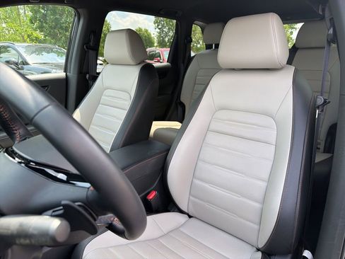 Used 2025 Honda CR-V Sport Touring image 18