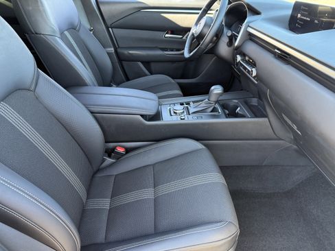 Used 2025 MAZDA CX-50 2.5 Hybrid w/ Preferred Pkg image 10