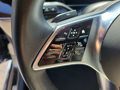 Certified 2025 Mercedes-Benz GLC 300 image 26