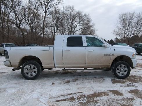 Used 2015 RAM 2500 Limited image 10