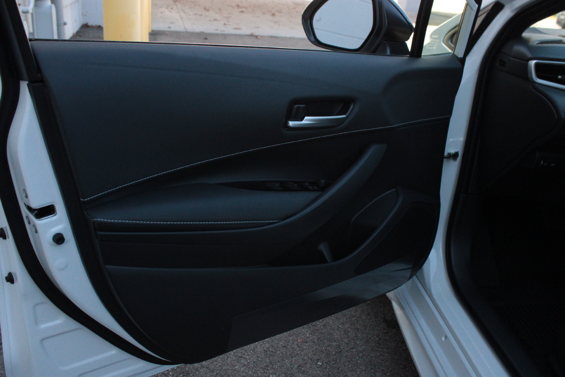 New 2027 Toyota Corolla SE FWD image 12
