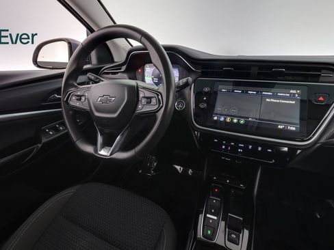 Used 2023 Chevrolet Bolt EUV LT w/ Driver Confidence Package FWD image 25