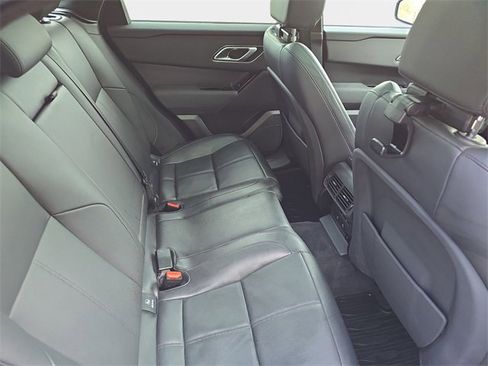 Used 2025 Land Rover Range Rover Velar Dynamic SE image 11