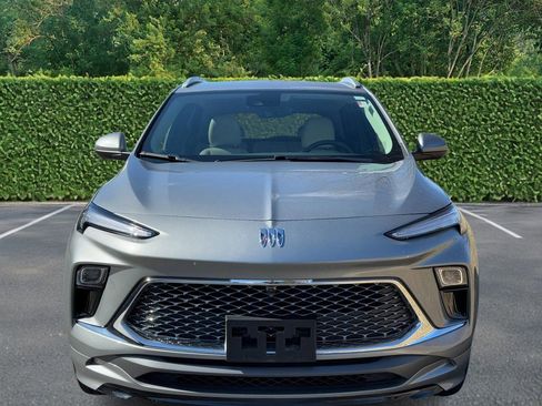 Used 2024 Buick Encore GX Avenir w/ Avenir Technology Package image 7