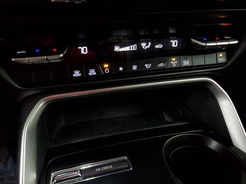 Used 2024 MAZDA CX-90 3.3 Turbo w/ Select Package image 16