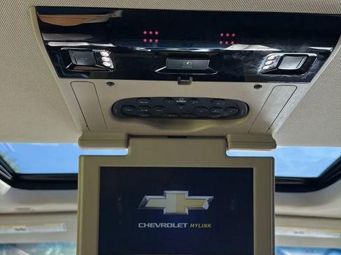 Used 2019 Chevrolet Tahoe LT w/ LT Signature Package image 33