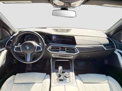 Used 2023 BMW X5 xDrive45e w/ Executive Package image 17