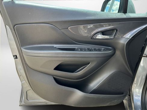 Used 2019 Buick Encore Essence image 21