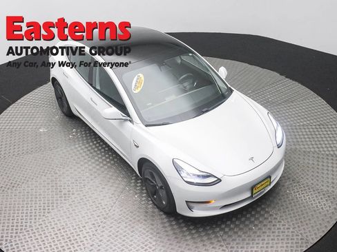 Used 2019 Tesla Model 3 Standard Range RWD image 3