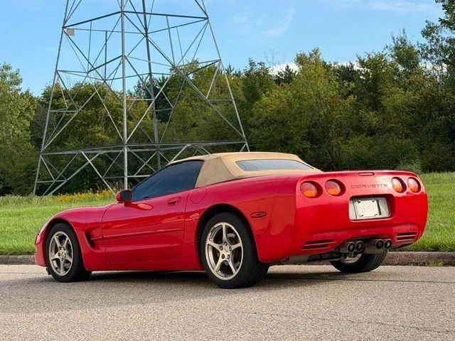 Used 2002 Chevrolet Corvette Convertible w/ Preferred Equipment Group2 RWD image 35