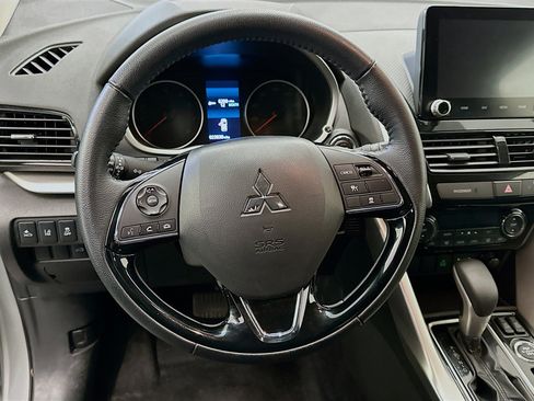 Used 2025 Mitsubishi Eclipse Cross SE image 18