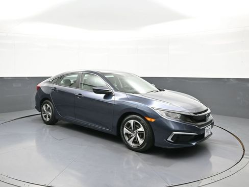 Certified 2019 Honda Civic LX image 4