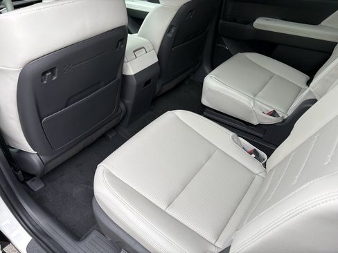 New 2026 Hyundai Santa Fe Limited AWD/4WD image 17