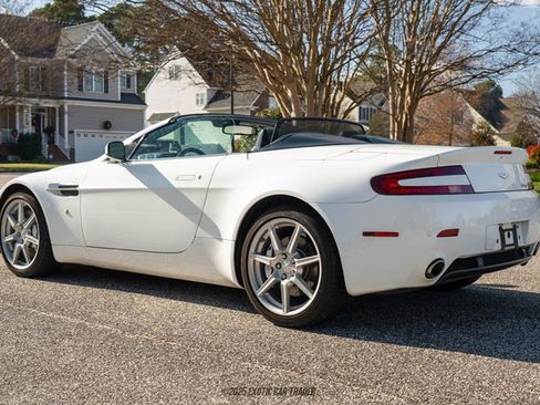 Used 2008 Aston Martin V8 Vantage Roadster 6-Speed image 6