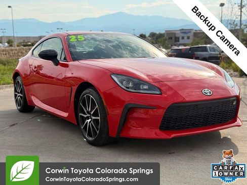 Used 2025 Toyota GR86 w/ ALL Weather Mat Package (TMS) RWD image 1