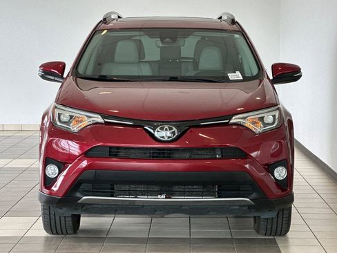 Certified 2018 Toyota RAV4 Limited image 9