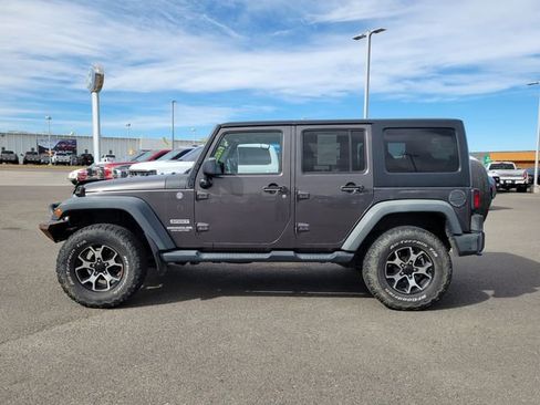 Used 2014 Jeep Wrangler Unlimited Sport w/ Quick Order Package 24S AWD/4WD image 2