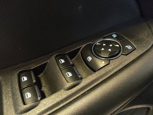 Used 2024 Ford Edge SEL image 27