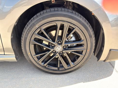 Used 2025 Toyota Camry SE FWD image 32