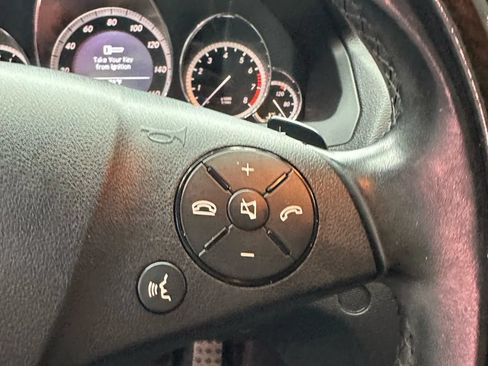 Used 2011 Mercedes-Benz E 350 Cabriolet image 23