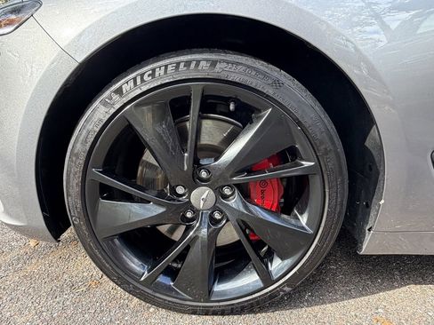 Used 2023 Genesis G70 3.3T w/ Sport Prestige Package image 29