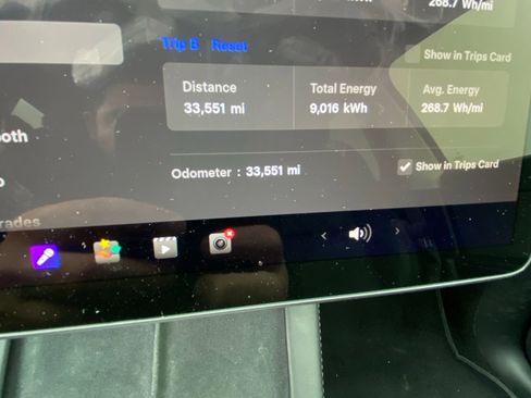 Used 2022 Tesla Model Y Performance AWD/4WD image 7