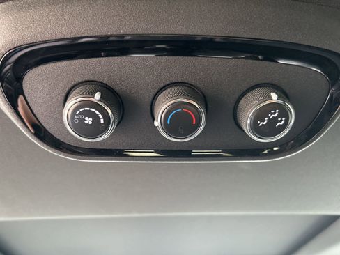 Used 2024 Dodge Durango GT image 24