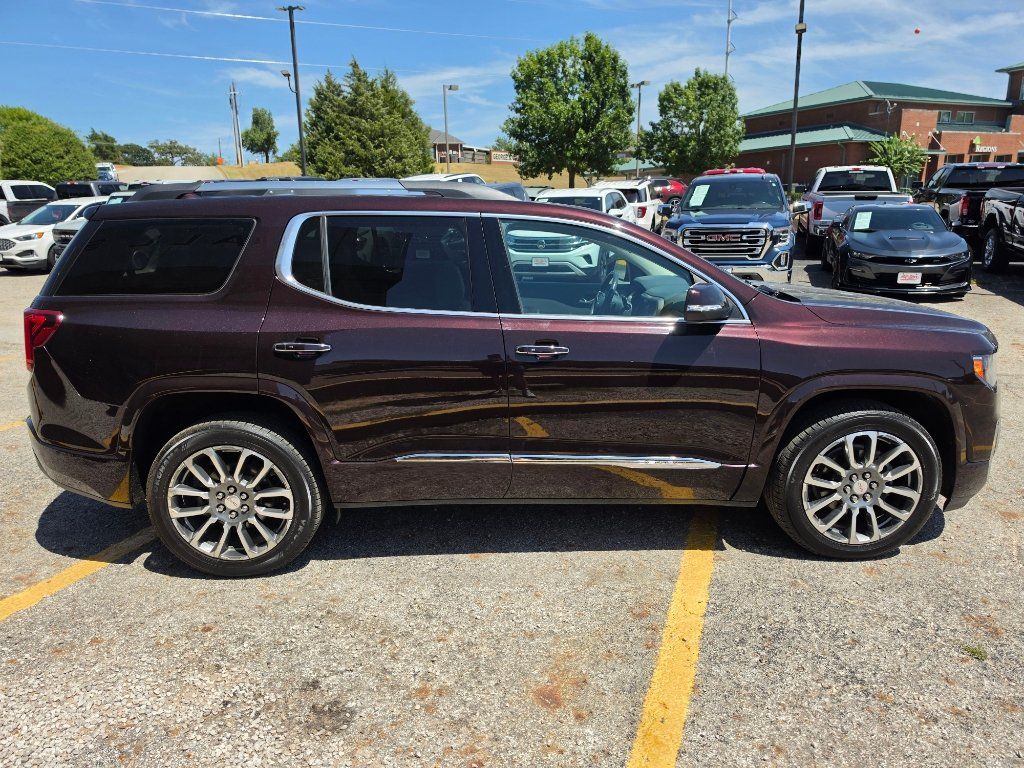 Used 2021 GMC Acadia Denali w/ Trailering Package AWD/4WD image 4