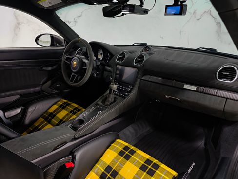 Used 2023 Porsche 718 Cayman GT4 RS w/ Weissach Package RWD image 22