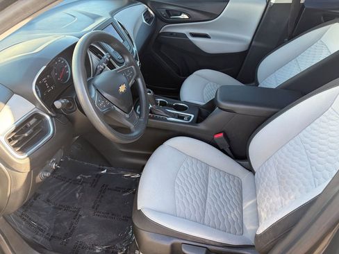 Used 2021 Chevrolet Equinox LS w/ LPO, Floor Liner Package AWD/4WD image 11