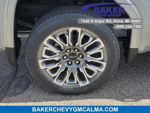 New 2025 GMC Sierra 1500 Denali Ultimate image 6