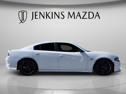 Used 2023 Dodge Charger Scat Pack w/ Technology Group RWD image 12