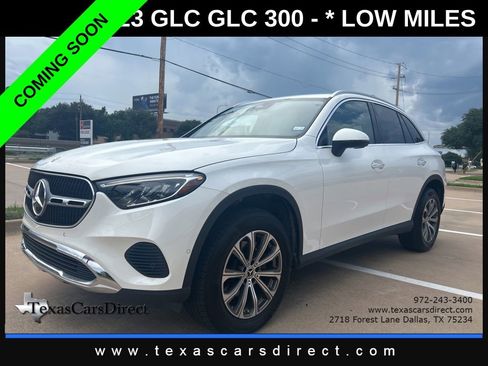 Used 2023 Mercedes-Benz GLC 300 image 1