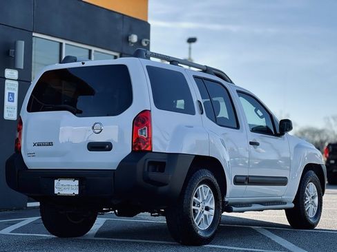 Used 2015 Nissan Xterra S image 5