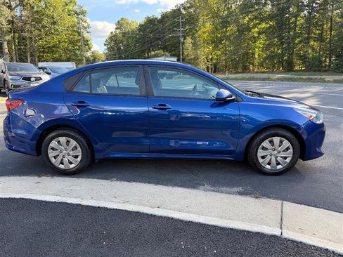 Used 2019 Kia Rio S image 6