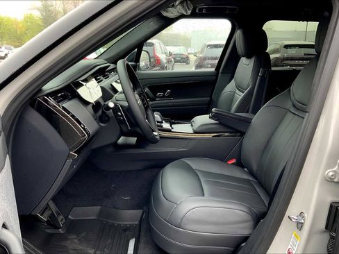 Used 2025 Land Rover Range Rover Sport Autobiography image 13