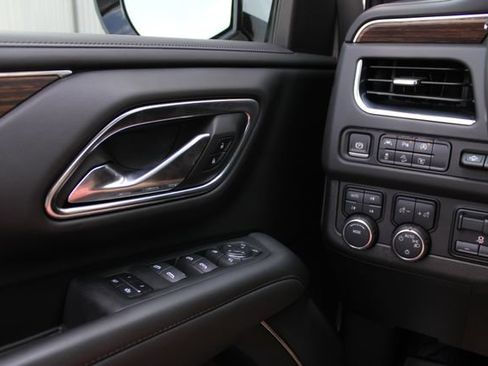 Used 2024 Chevrolet Tahoe High Country w/ Max Trailering Package AWD/4WD image 15