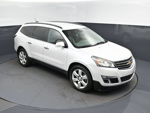 Used 2016 Chevrolet Traverse LT w/ Traveler's Package FWD image 36