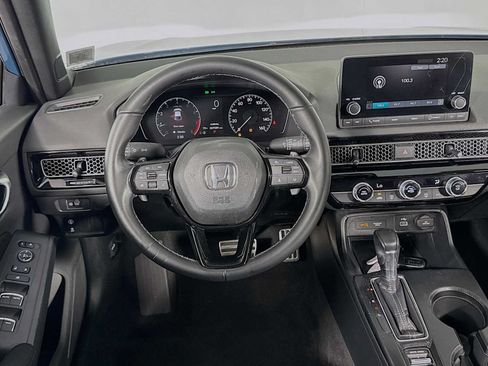 Used 2023 Honda Civic Sport image 11