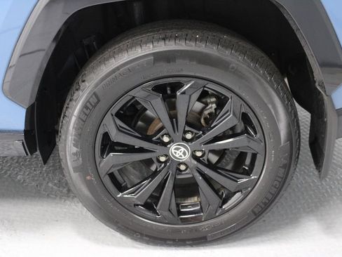 Used 2023 Toyota RAV4 SE w/ Convenience Package AWD/4WD image 18
